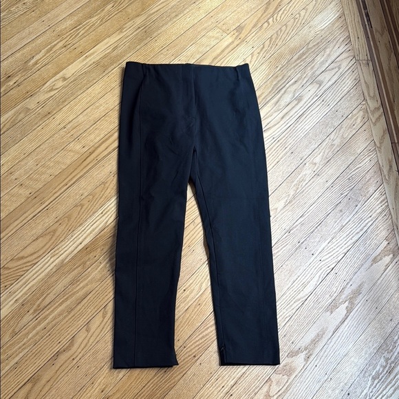 Ann Taylor Pants - Ann Taylor Petite 8P Black Slim Leg Dress Pants with Zipper Ankles